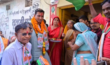 न्यू खुर्सीपार और छावनी में देवेंद्र यादव ने ​निकाली विश्वास यात्रा, जनता ने जताया विश्वास