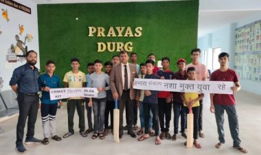 "संविधान" ही है जो देश को लोकतंत्र के रास्ते पर बनाए रखता है