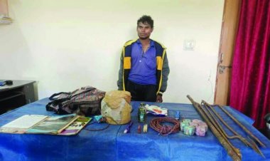 टिफिन बम के साथ पुलिस के हत्थे चढ़े तीनों माओवादी