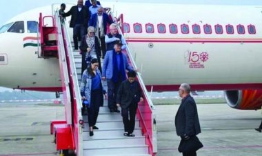 देव दीपावली के साक्षी बनने 70 देशों के राजदूत पहुंचे काशी