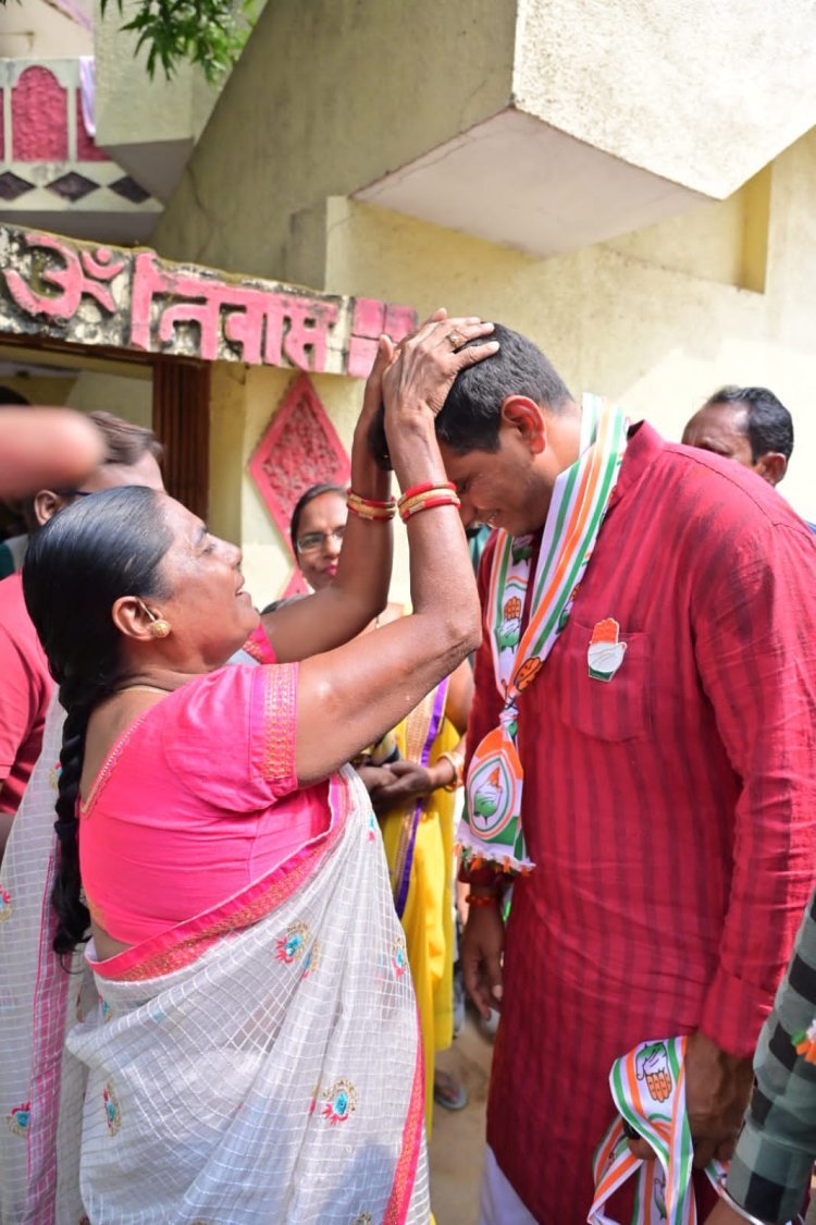 सेक्टर, 8 सेक्टर 1, सेक्टर 9, सेक्टर 7 और वार्ड 49 में देवेंद्र यादव ने निकाली विश्वास यात्रा