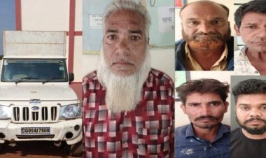 मवेशियों को कत्लखाना ले जाते 5 गिरफ्तार, पीकप बोलेरो वाहन जब्त