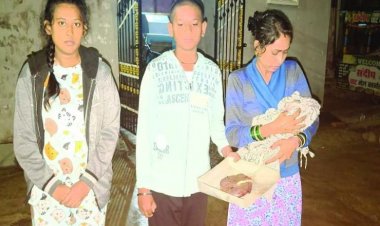 अवैध गर्भ छिपाने दुर्गा मंच छोड़ गया नवजात शिशु, अपराध दर्ज