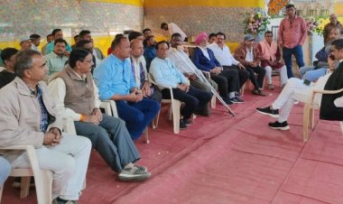 भिलाई निगम ठेकेदारों ने लंबित भुगतान समस्या से विधायक रिकेश सेन को कराया अवगत