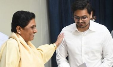 मायावती ने घोषित किया अपना उत्तराधिकारी
