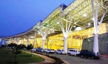 रायपुर एयरपोर्ट में पकड़ाया करोड़ों का सोना