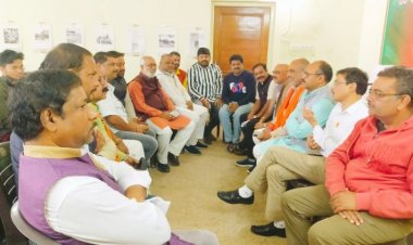 दुर्ग जिले के बीजेपी कार्यकर्ता बनेंगे मुख्यमंत्री शपथ ग्रहण समारोह के साक्षी