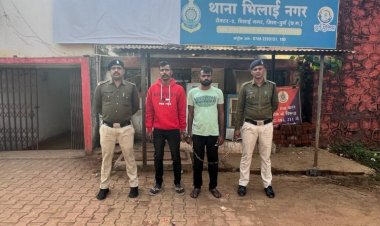दुर्ग पुलिस ने किया चोरी के 6 मामलों का खुलासा, 2 महिला सहित 4 गिरफ्तार, 8.25 लाख का माल जब्त