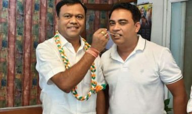 दीपक बैज को पुन कांग्रेस अध्यक्ष छत्तीसगढ़ और डॉक्टर चरण दास महंत को नेता प्रतिपक्ष छत्तीसगढ़ बनाए जाएं की बधाई दी  सचिव प्रदेश कांग्रेस अयूब खान ने