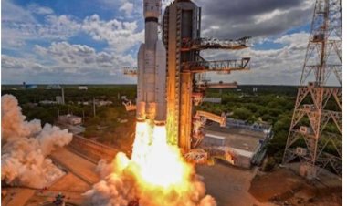 ISRO ने साल के पहले दिन रचा इतिहास, अंतरिक्ष और ब्लैक होल के रहस्यों का पता लगाने भेजा उपग्रह