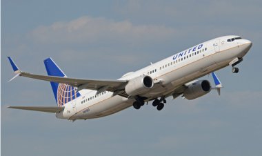 एक और विमान की इमरजेंसी लैंडिंग, दरवाजा खुलने का अलर्ट मिलने के बाद