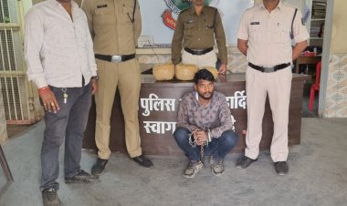 पुलगांव पुलिस की कार्यवाही  ,आरोपी को अवैध रूप से रखे मादक पदार्थ गांजा के साथ किया गया गिरफ्तार