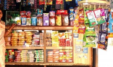 डेली नीड्स की दुकान से सुनीता को प्रतिदिन 500 से 700 रूपये की हो रही आमदनी प्रतिदिन 500 से 700 रूपये की हो रही आमदनी