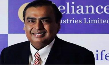 रिलायंस इंडस्ट्रीज के चेयरमैन मुकेश अंबानी की हुई सेंटी- बिलिनियर्स क्लब हुई में एंट्री, जाने और किनका नाम है इसमें शामिल