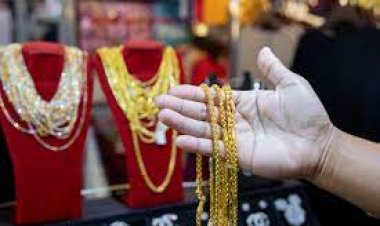 मध्यम और छोटी आभूषण कंपनियों के शेयरों में तेजी रही