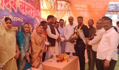 शिक्षा के बदौलत ही कोई भी व्यक्ति या समाज बढ सकता है आगे – गजेन्द्र, ठेठवार यादव समाज के वार्षिक अधिवेशन में जुटे समाज के लोग