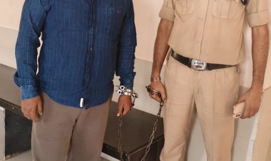 पुलिस ने तपन सरकार को दुर्ग न्यायालय में किया पेश