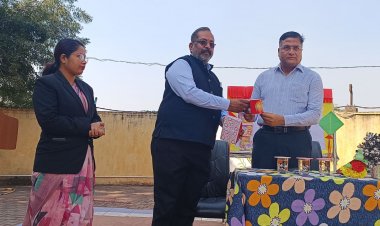 ब्रिलियंट पब्लिक स्कूल बनारी, जांजगीर में विजय अग्रवाल (एस.पी. जांजगीर) के द्वारा छात्रों का कैरियर काउंसलिंग 