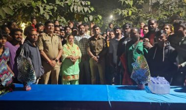 नशाखोरी और अपराध से लोगों को दूर रखने दुर्ग पुलिस का जनसंपर्क अभियान