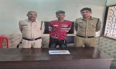 मुखबीर से सूचना मिलने पर धारदार चाकू लेकर लोगो को डराते धमकाते युवक को पकडा