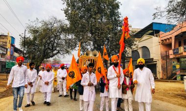 सिक्ख धर्म के 10वें गुरु, गुरू गोविन्द सिंह जी के पूरब पर्व पर बसना नगर मे निकाली जा रही प्रतिदिन नगर कीर्तन