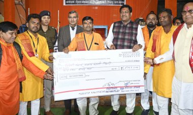 मंत्री श्री बघेल ने रामायण मानस गायन मण्डली को किया सम्मानित