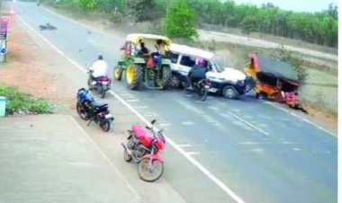 दर्दनाक सड़क हादसे में महिला सहित 7 लोगों की मौत