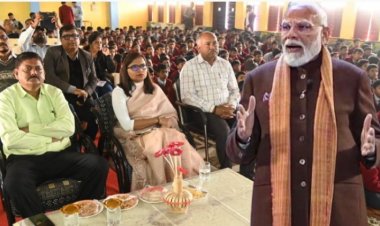 स्कूली बच्चों को तनावमुक्त परीक्षा दिलाने प्रधानमंत्री ने दिए टिप्स