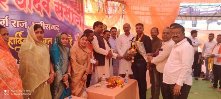 शिक्षा के बदौलत ही कोई भी व्यक्ति या समाज बढ सकता है आगे – गजेन्द्र, ठेठवार यादव समाज के वार्षिक अधिवेशन में जुटे समाज के लोग