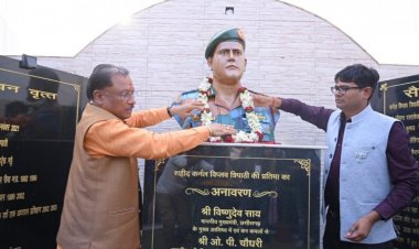 मुख्यमंत्री विष्णुदेव साय ने शहीद कर्नल विप्लव त्रिपाठी की प्रतिमा का किया अनावरण