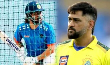 एमएस धोनी ने अपने बल्‍ले पर लगाया 'प्राइम स्‍पोर्ट्स' का स्‍टीकर