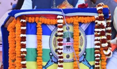 लोगों को मिल रहे रोजगार और स्वरोजगार से मजबूत हो रहा है समाज