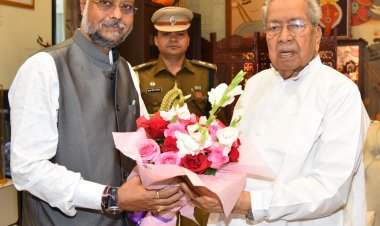 राज्यपाल हरिचंदन से छत्तीसगढ़ के महाधिवक्ता ने की सौजन्य भेंट