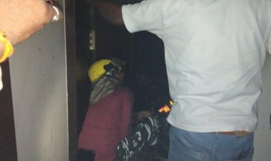 तलपुरी कॉलोनी के एक घर में लगी भीषण आग