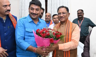 विभिन्न संगठनों के प्रतिनिधि मंडल ने मुख्यमंत्री से मुलाकात कर उन्हें जन्मदिन की बधाई और शुभकामनाएं दी