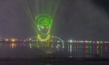 लेजर लाइट और सतरंगी रंगों से जगमगा रहा राजिम कुंभ कल्प धर्मस्व, संस्कृति एवं पर्यटन मंत्री श्री बृजमोहन अग्रवाल