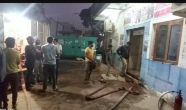 चोरी में असफलता के बाद चोरों ने बैंक को किया आग के हवाले