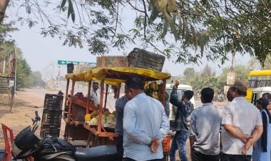 छत्तीसगढ़ के दुर्ग में बढ़ रही सड़क दुर्घटनाओं को देखते हुए मंगलवार को बीएसपी के एनफोर्समेंट टीम और ट्रैफिक पुलिस ने कार्रवाई की