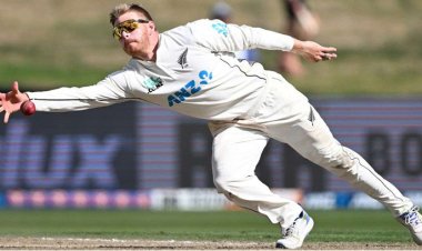 ग्‍लेन फिलिप्‍स ने मार्नस लाबुशेन का पकड़ा अद्भुत कैच