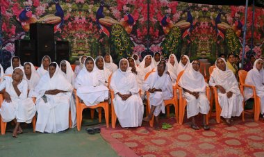 असंग आश्रम सोनपैरी में सुखद सत्संग समागम कार्यक्रम में शामिल हुए मुख्यमंत्री