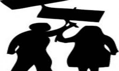 चिटफंड कंपनियों में रकम गंवाने वाले लोगों की परेशानियां बढ़ती ही जा रही