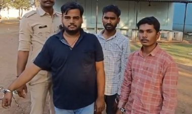 दुर्ग में फर्जी सिम का उपयोग कर अवैध उगाही के लिये धमकी देने व वीडियो भेजने वाले तीन युवक गिरफ्तार