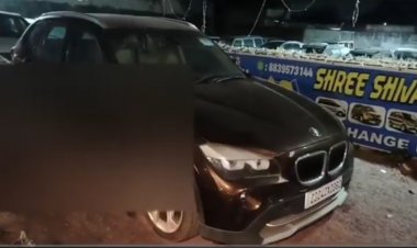 भिलाई के पावरहाउस में BMW कार में मिली सड़ी गली लाश
