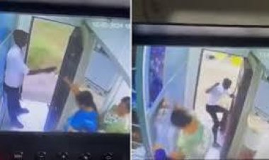 ट्रेन के भीतर एक शख्स ने बुजुर्ग महिला की चेन खींचकर भागने की कोशिश की लेकिन तभी उसे उसके किए की सजा मिली