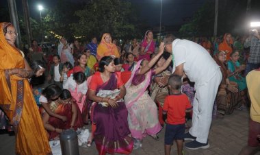 दुर्ग के जमीनी लोकसभा प्रत्याशी राजेन्द्र साहू का लगातार चल रहा है बैठक का दौरा,  महिलाओ से देश चलता है-राजेन्द्र साहू