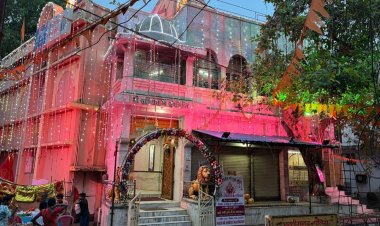 दुर्गा मंदिर में दिव्य दीप उत्सव के साथ किया गया हिन्दू नववर्ष का स्वागत