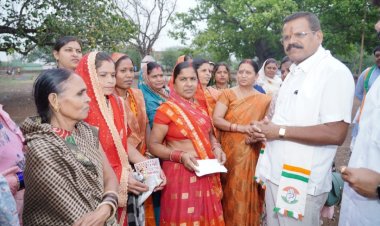 अपने गृह ग्राम के बेटे राजेन्द्र साहू का बेमेतरा के घर घर में किया गया स्वागत 