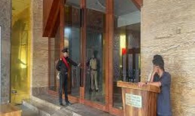 रायपुर मेयर एजाज ढेबर, अख्तर ढेबर, अनवर ढेबर और जुनैद ढेबर के घर EOW-ACB ने छापा मारा