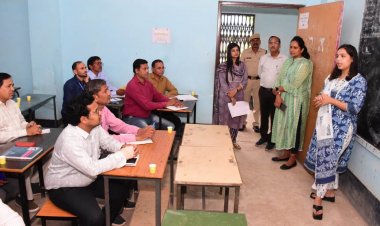 राजनांदगांव : मतदान अधिकारियों को दिया जा रहा द्वितीय चरण का प्रशिक्षण