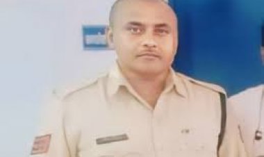 दुर्ग पुलिस और एंटी क्राइम यूनिट की शाखा पर उन्हीं के एक हेड कॉन्स्टेबल ने दाग लगा दिया